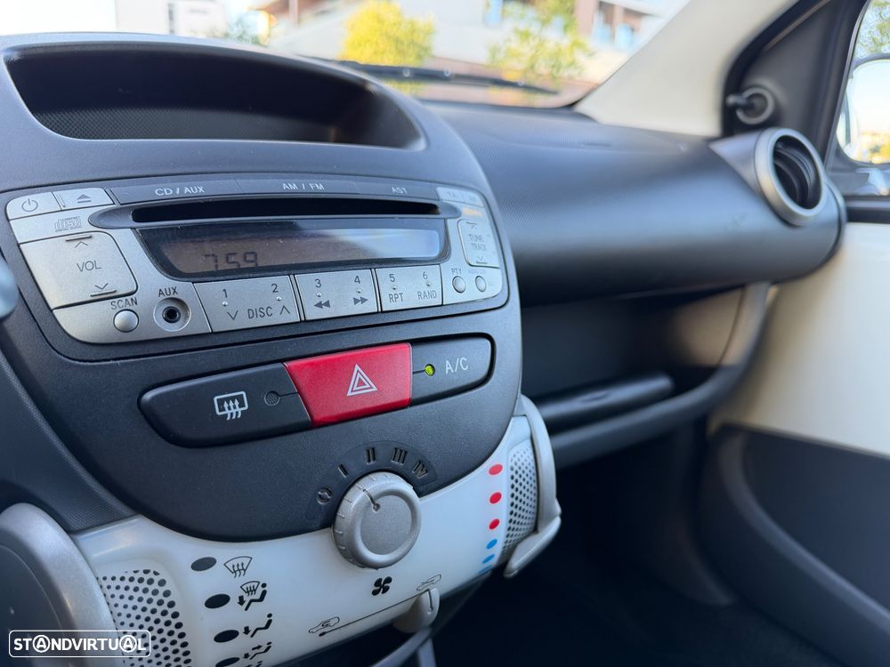 Toyota Aygo 1.0 Power Pack+AC - 24