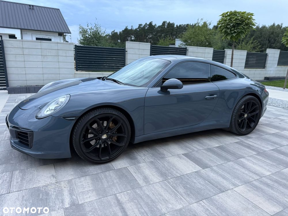 Porsche 911 Carrera T - 9