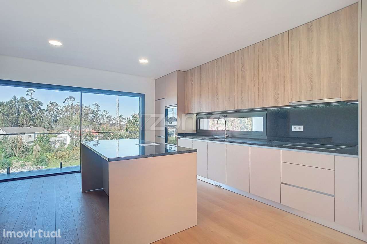 MORADIA NOVA T3 EM LOBÃO - Grande imagem: 4/33