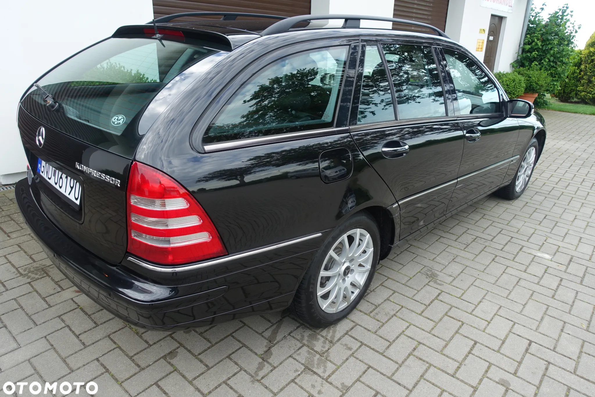 Mercedes-Benz Klasa C 180 T Kompressor Automatik Avantgarde - 8