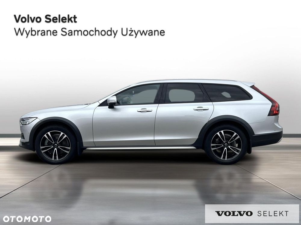 Volvo V90 Cross Country - 3
