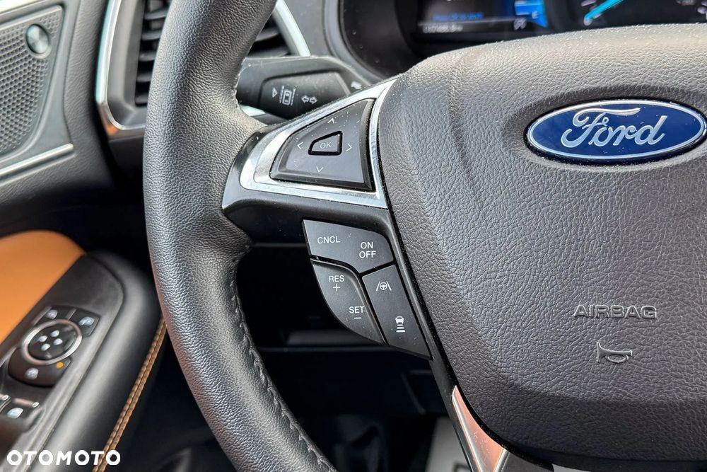 Ford Edge - 26