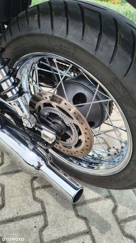Triumph Bonneville - 18