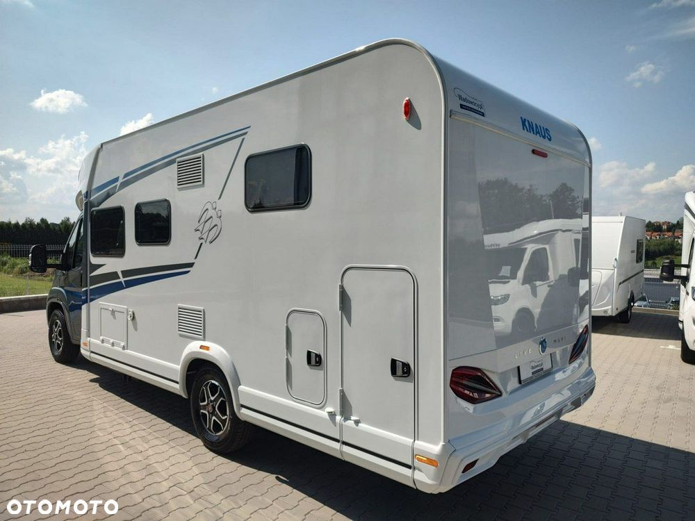 KNAUS LIVE WAVE 700 MX z łóżkiem królewskim - 6