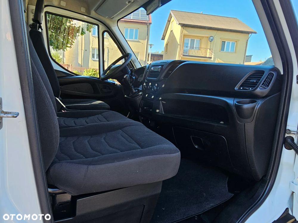 Iveco Daily - 28