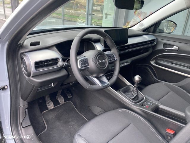 Jeep Avenger 1.2 GSE T3 Summit - 17