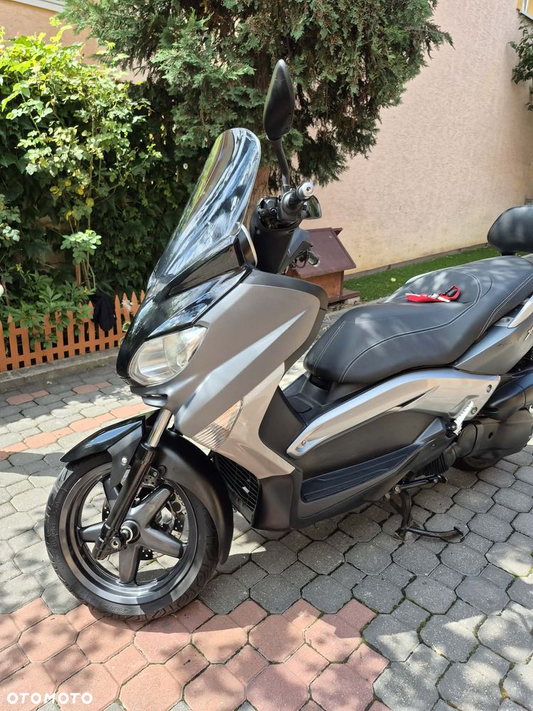 Yamaha X-max - 7