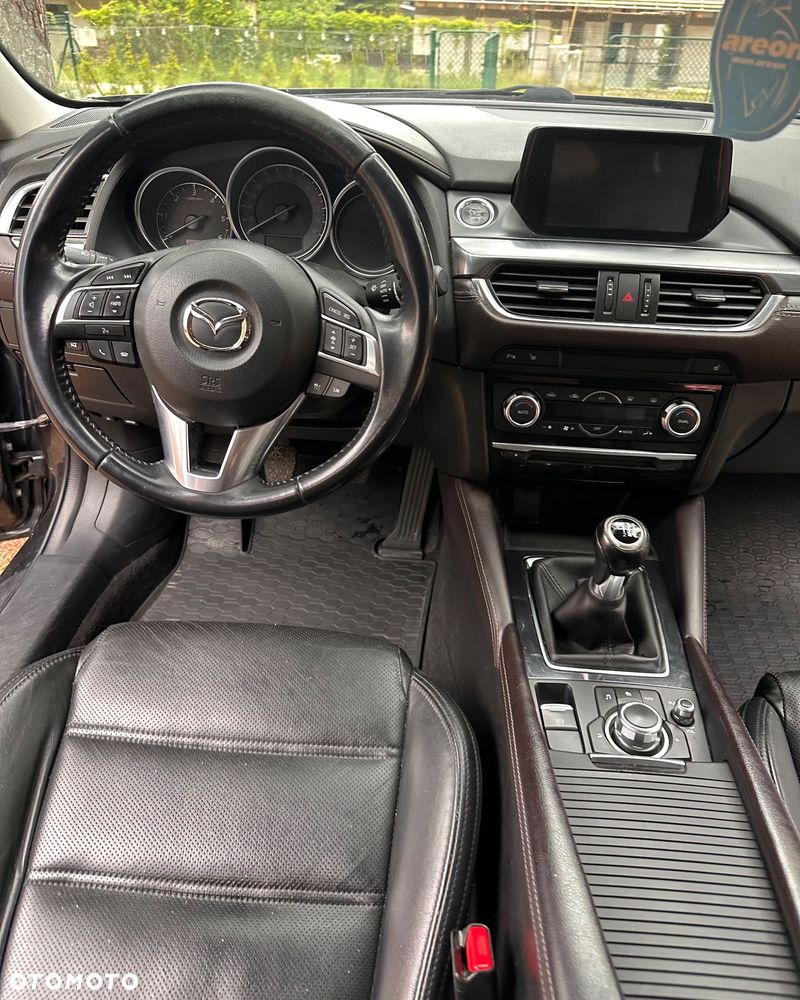 Mazda 6 - 11