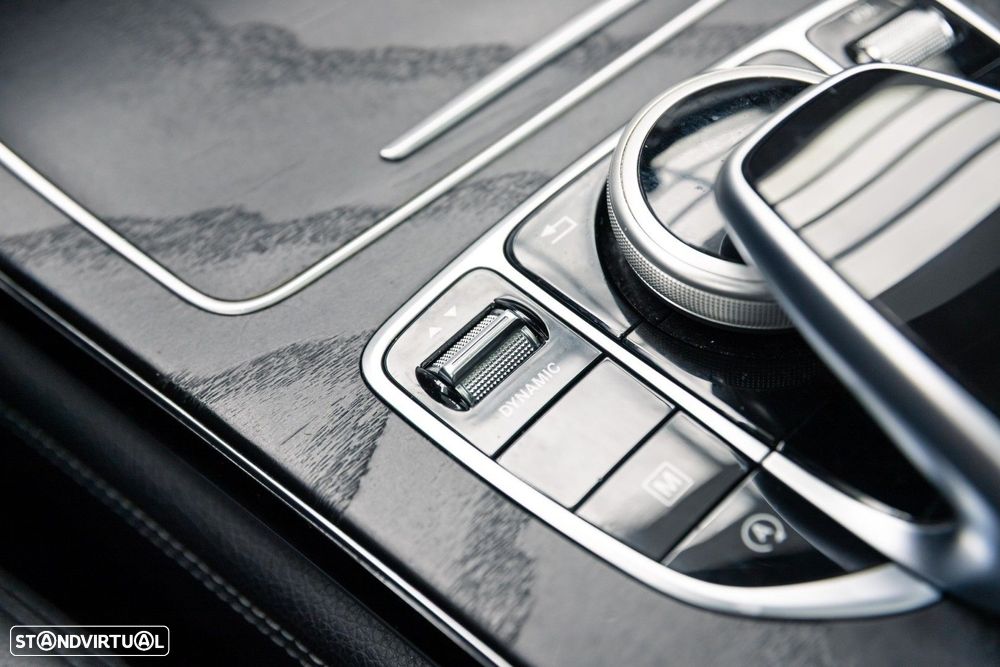 Mercedes-Benz GLC 250 d 4Matic 9G-TRONIC AMG Line - 41