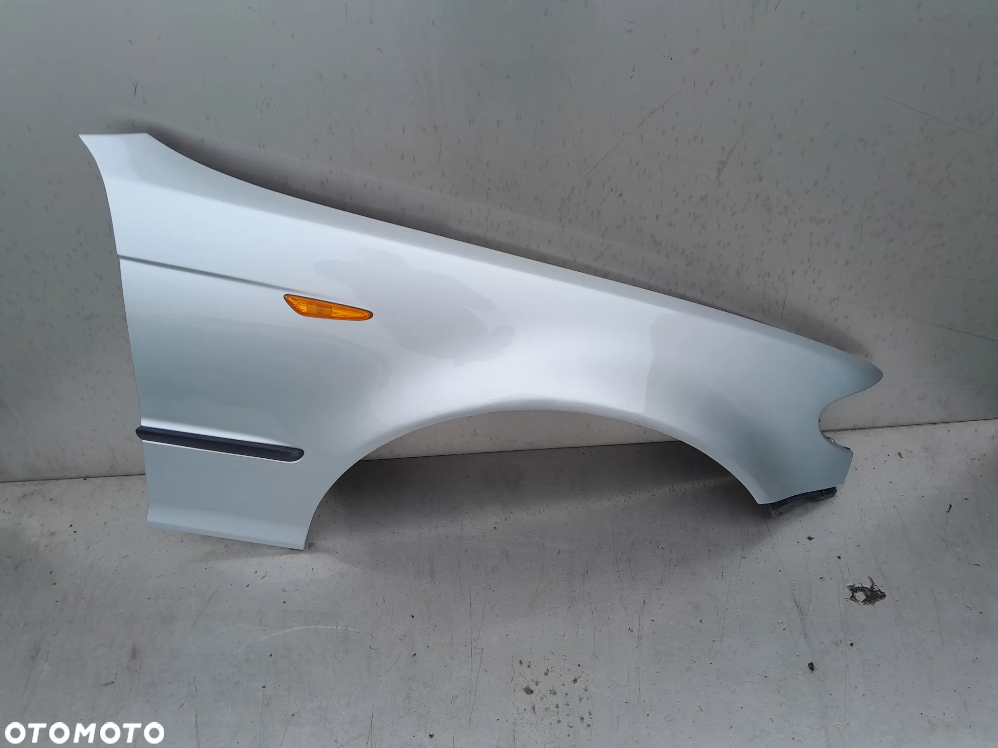 błotnik BMW E46 lift TITAN SILBER 354/7 - 2