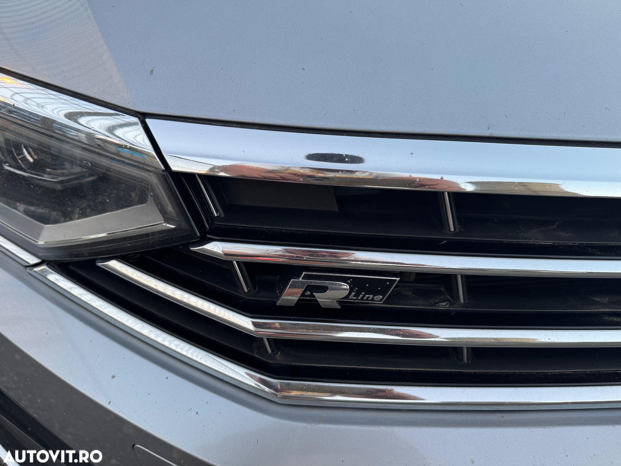 Volkswagen Passat 2.0 TDI SCR DSG 4Motion Business - 21