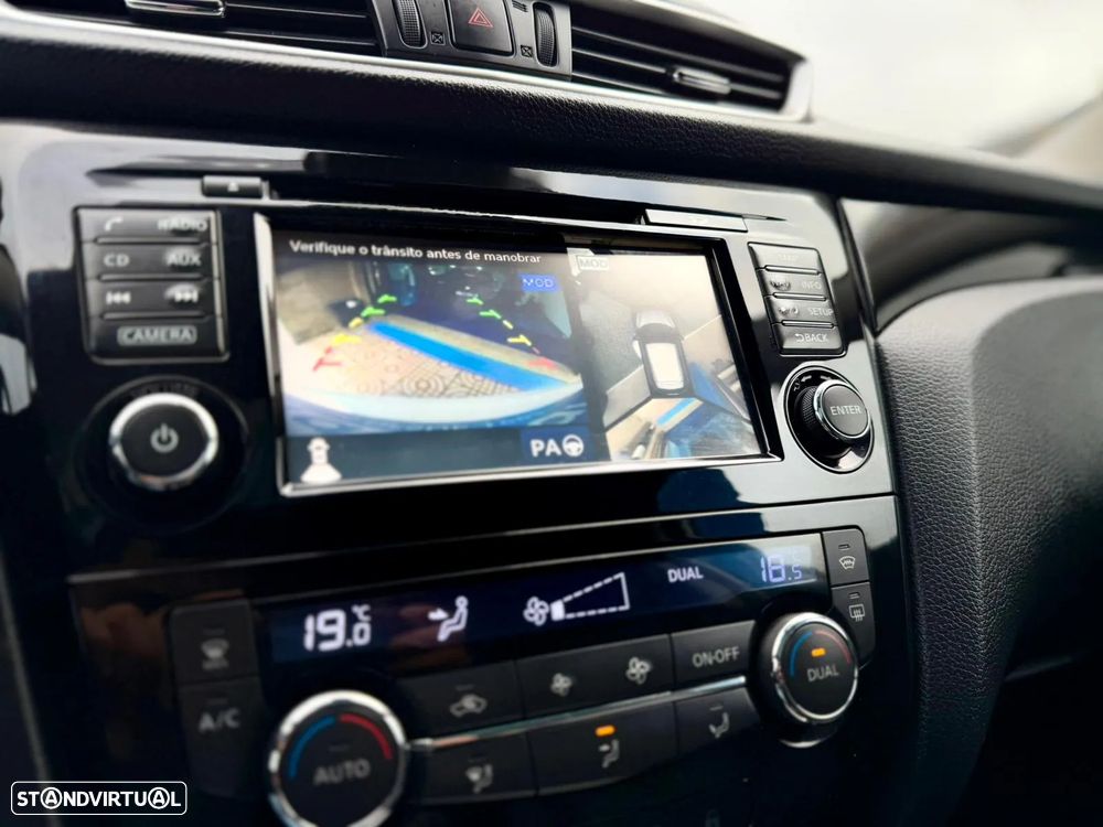 Nissan Qashqai 1.5 dCi N-Connecta 18 - 24