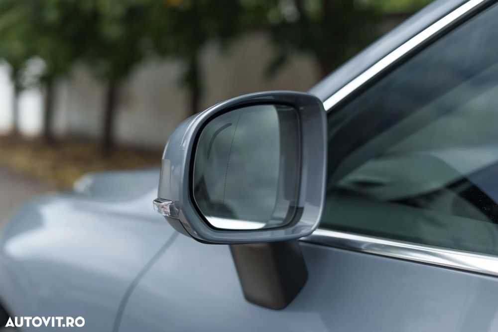 Volvo XC 60 B4 D Plus Bright - 17