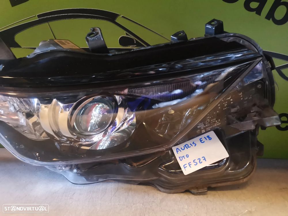 TOYOTA AURIS E18 FAROL DIREITO - FF527 - 2
