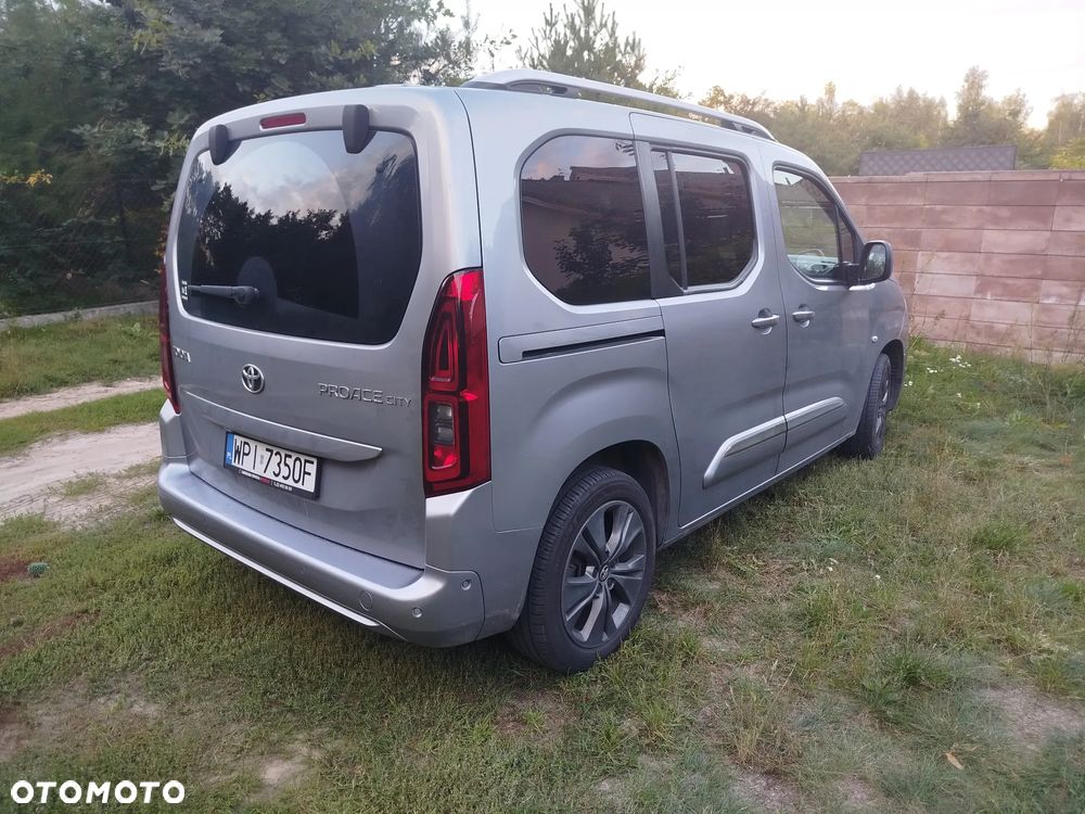 Toyota Proace City Verso 1.5 D-4D Family - 5