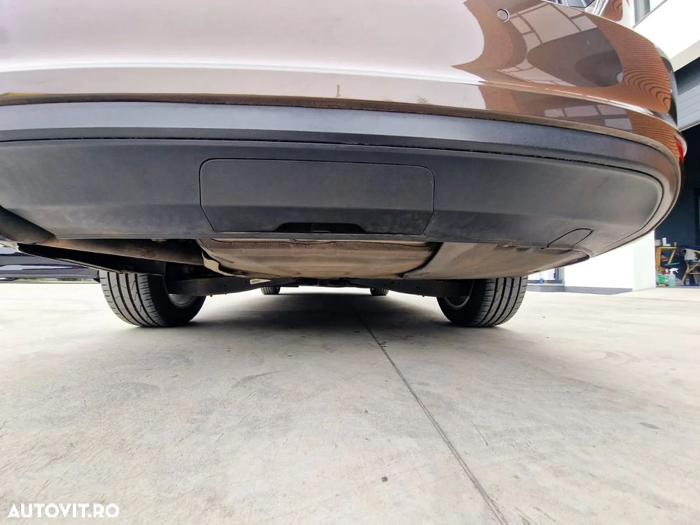 Volkswagen Jetta 1.6 TDI DSG Blue Motion Technology Life - 23