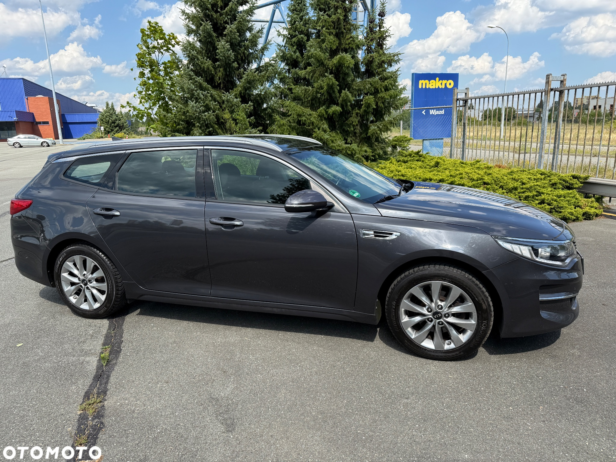 Kia Optima - 8