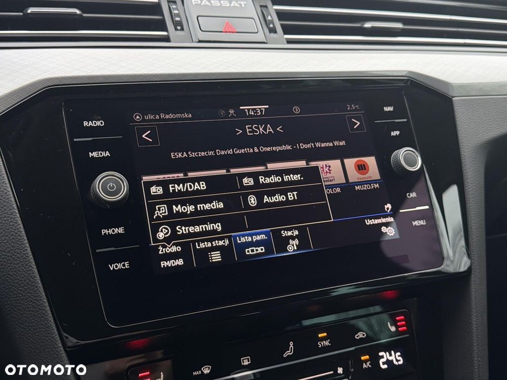 Volkswagen Passat - 26