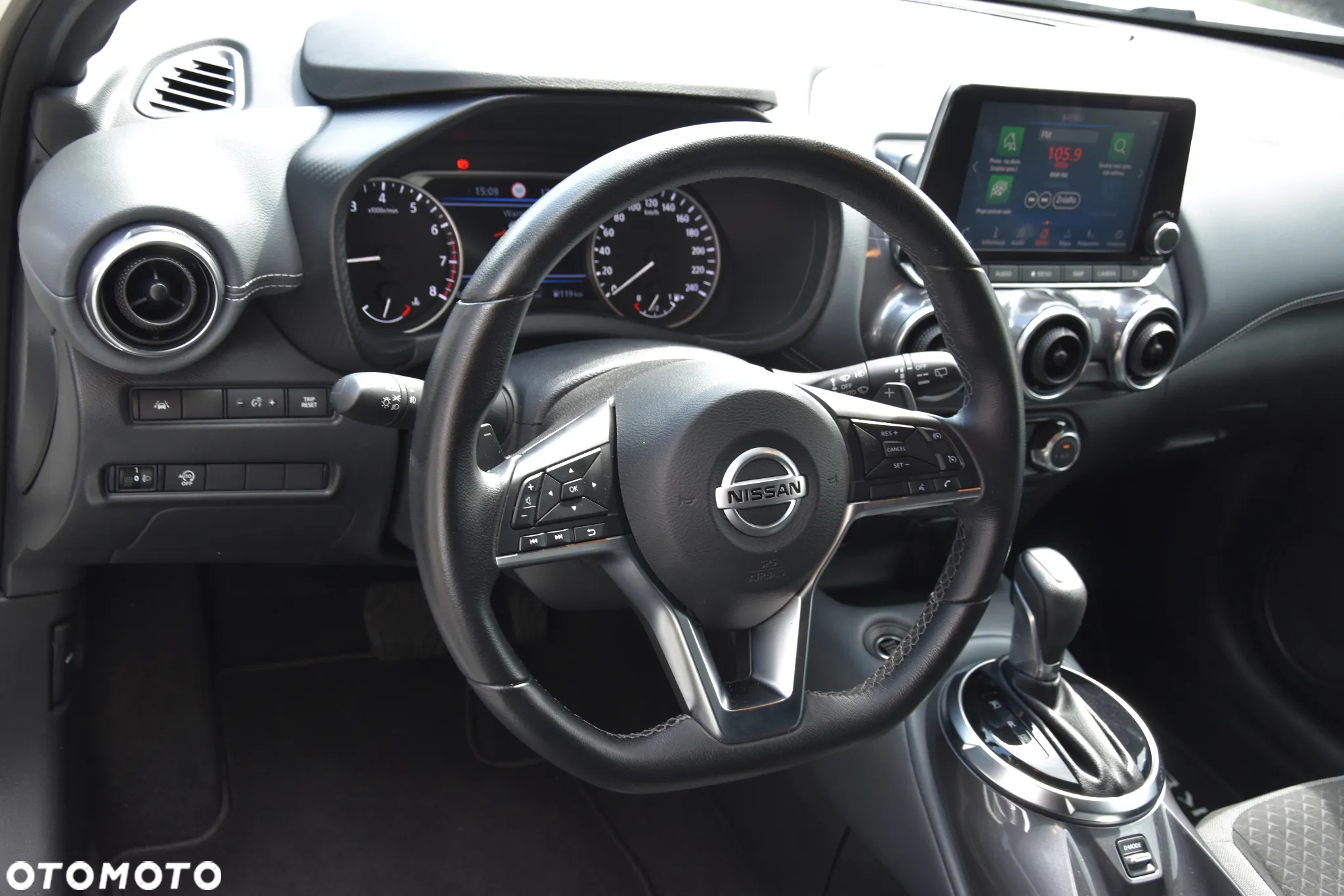 Nissan Juke 1.0 DIG-T DCT Tekna - 15