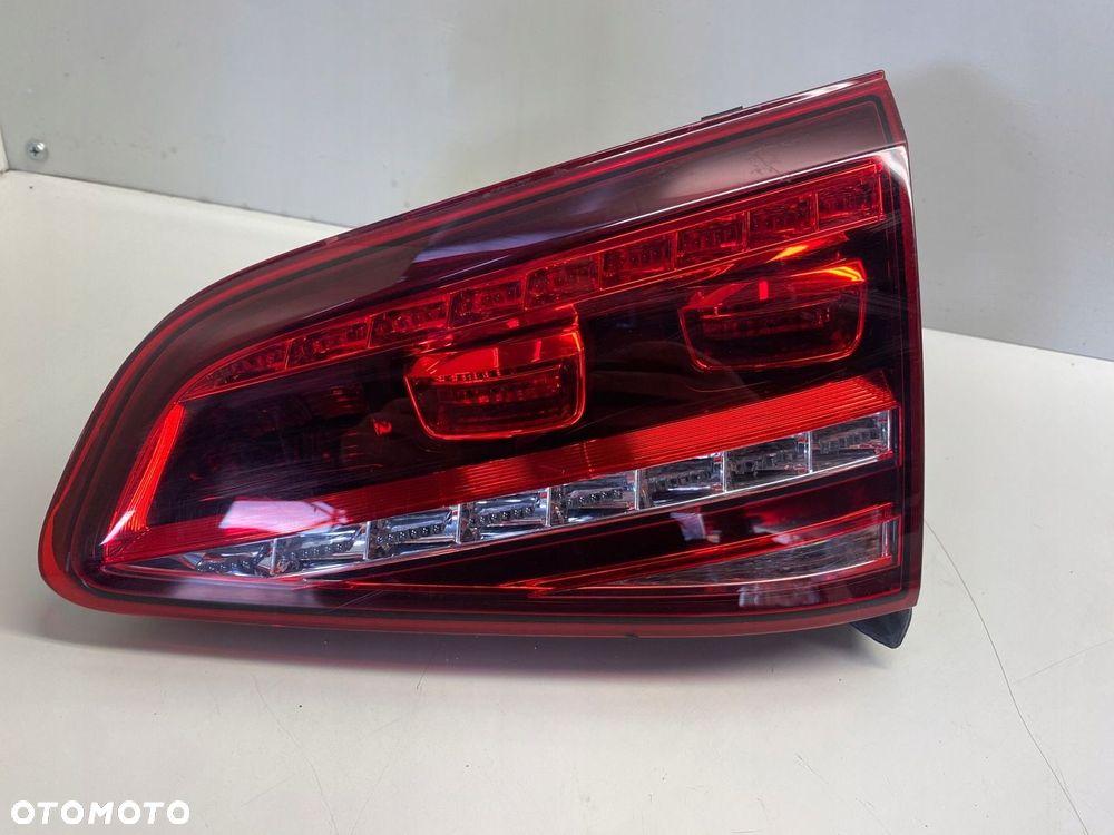 VW GOLF VII HB LAMPA PRAWY TYŁ LED 5G0945308F