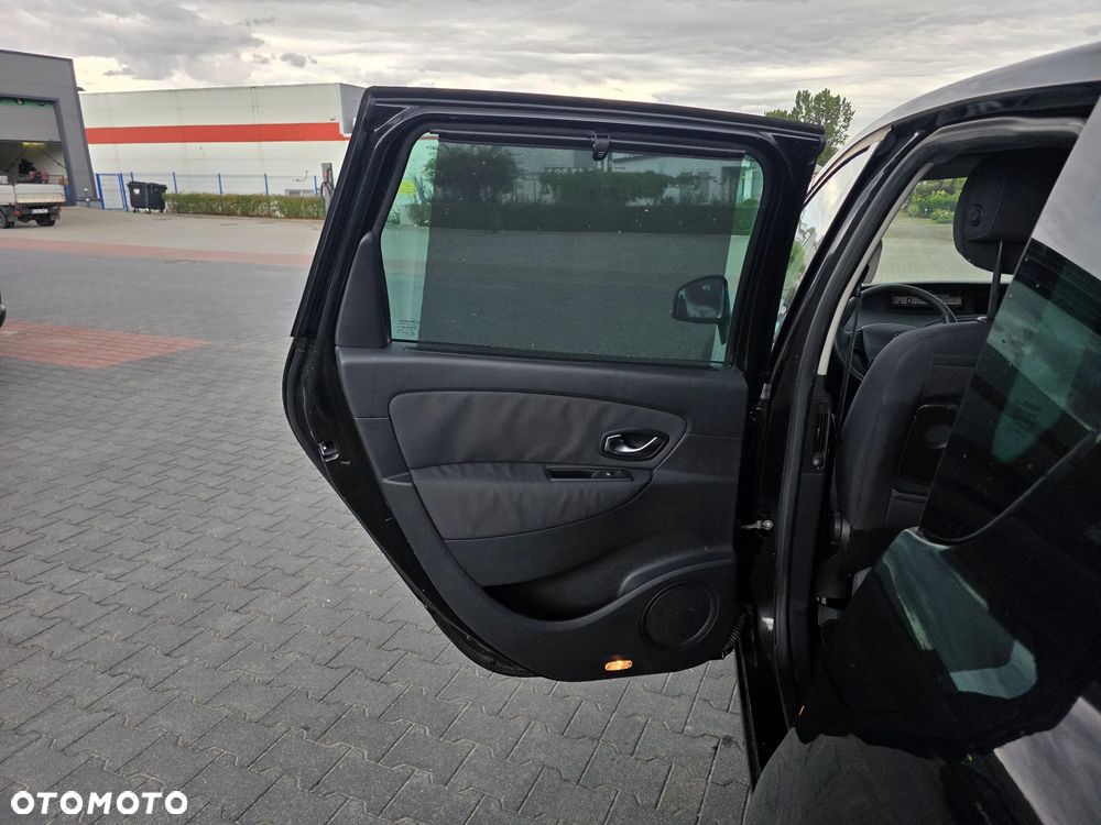 Renault Scenic - 9