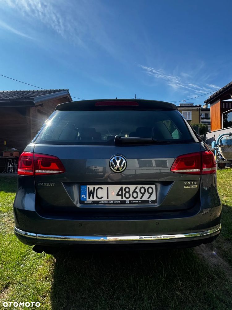 Volkswagen Passat 2.0 TDI Highline - 2