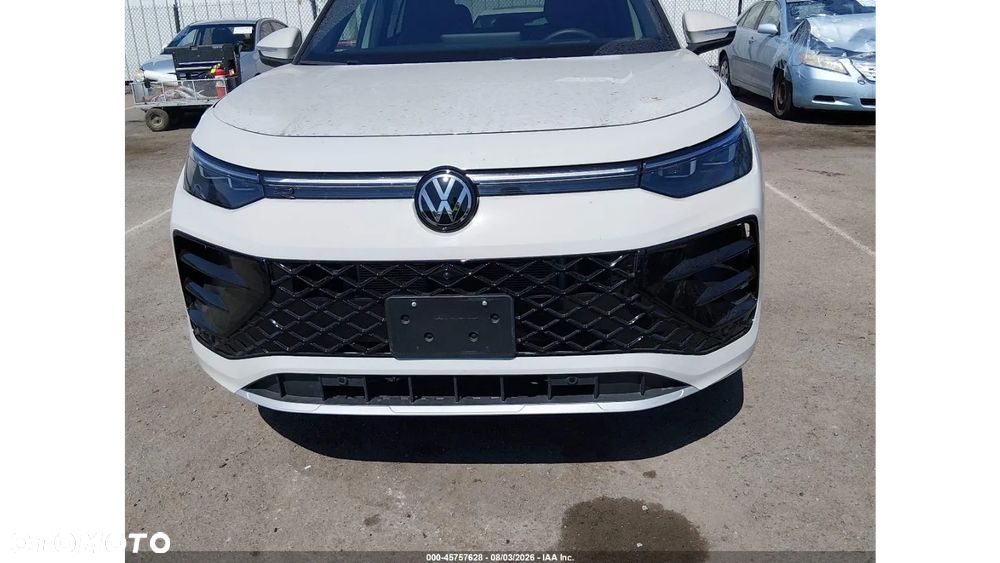 Volkswagen Tiguan - 14
