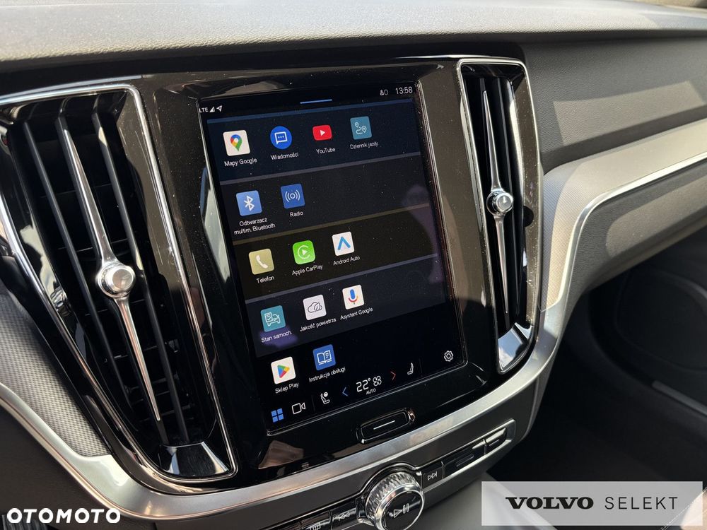 Volvo V60 Cross Country - 20