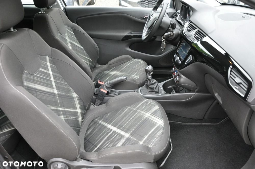 Opel Corsa 1.4 Cosmo - 12