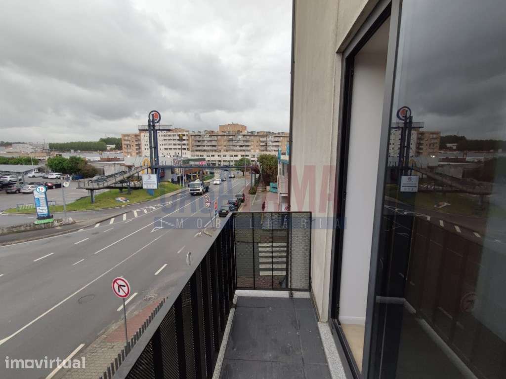 Apartamento T1 muito bem localizado em Famalicão - Grande imagem: 2/23