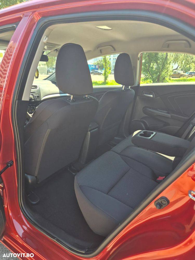Honda Civic 1.8 i-VTEC MT Elegance - 8