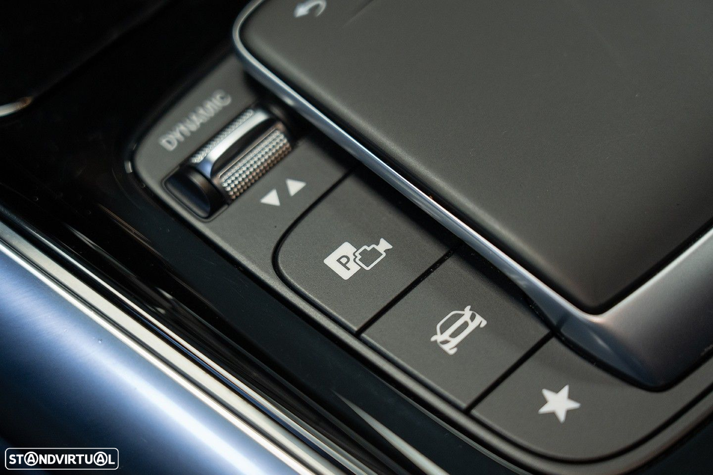 Mercedes-Benz GLA 180 d AMG Line - 41