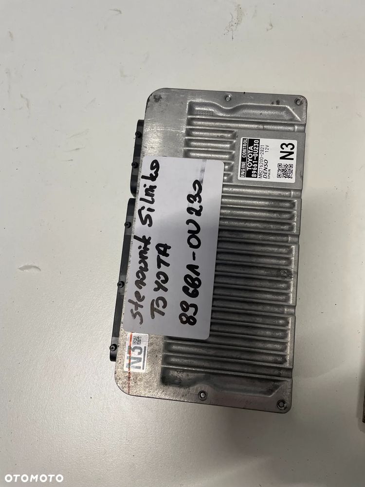 Toyota Yaris Sterownik / Moduł ECU 89661-0U230 1,5 - 1
