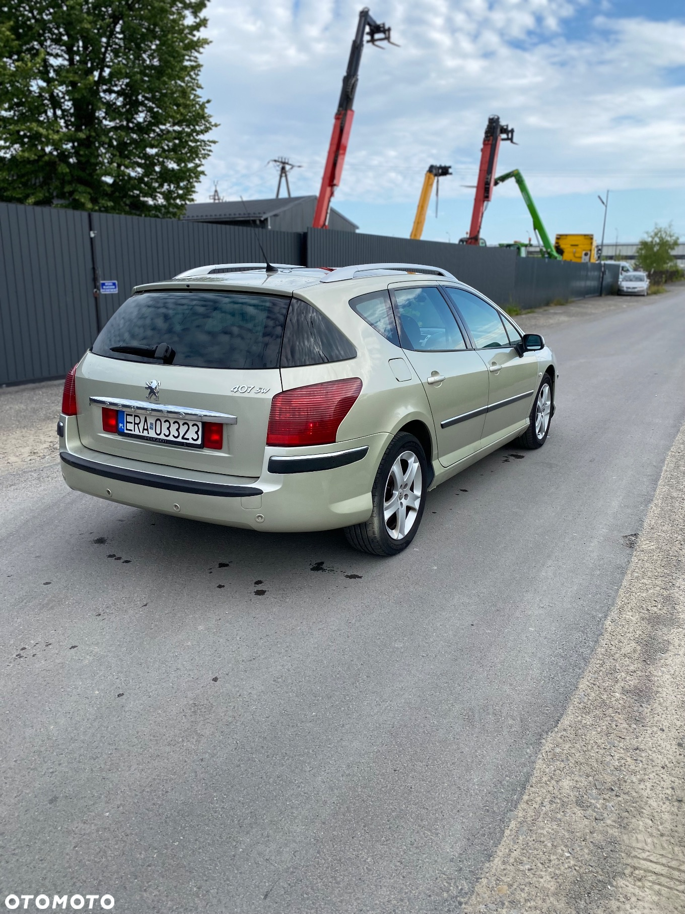 Peugeot 407 - 4