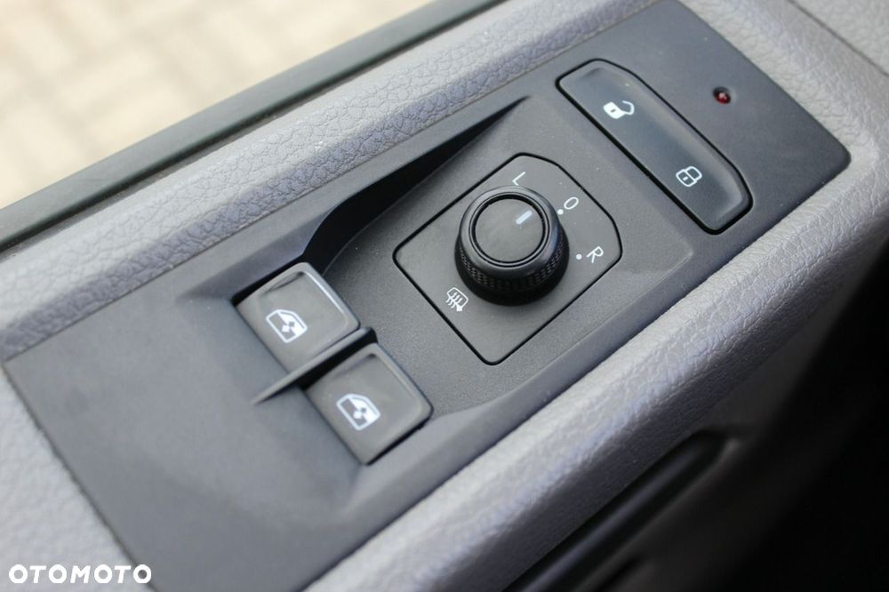 Volkswagen Transporter - 16