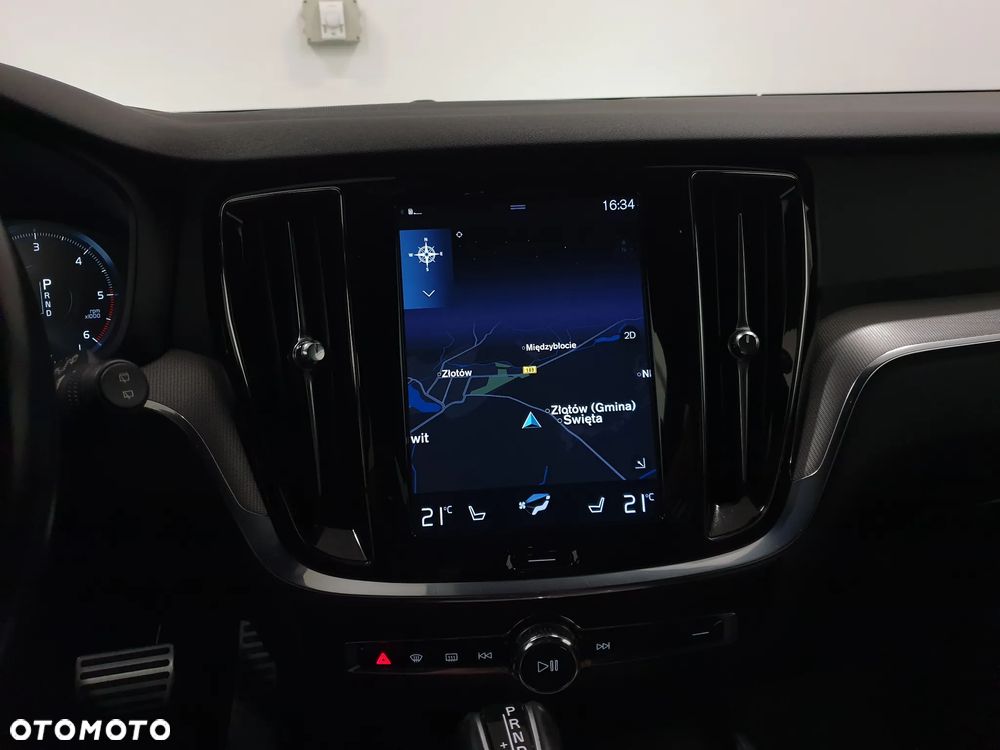 Volvo V60 D3 Geartronic R-Design - 13