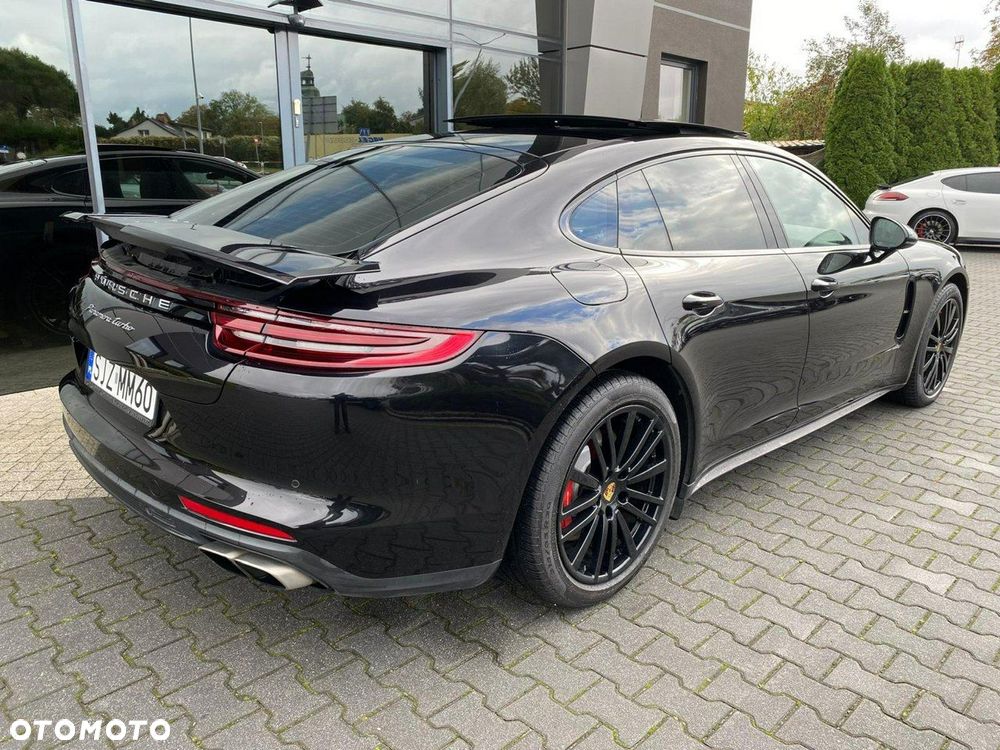 Porsche Panamera - 5