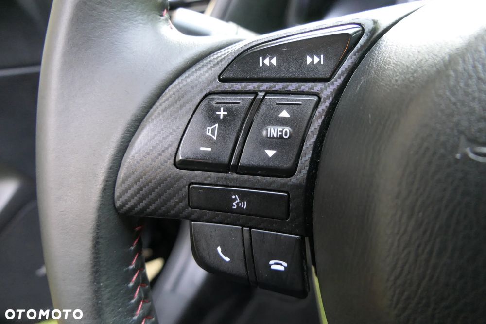 Mazda 3 SKYACTIV-G 120 Sports-Line - 32