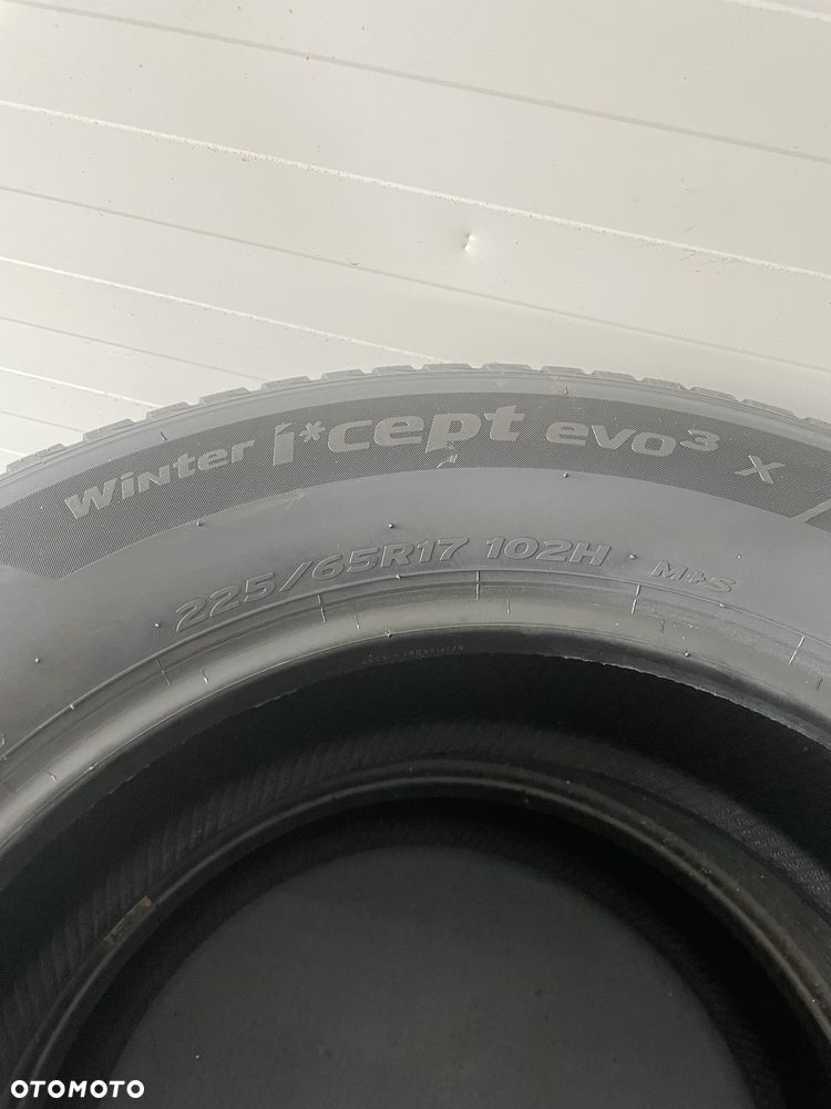 4x OPONY ZIMOWE Hankook Winter icept evo 3 225/65/17 102H - 4