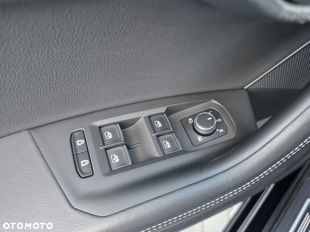 Volkswagen Touareg 3.0 V6 TDI SCR 4Mot R-Line - 14