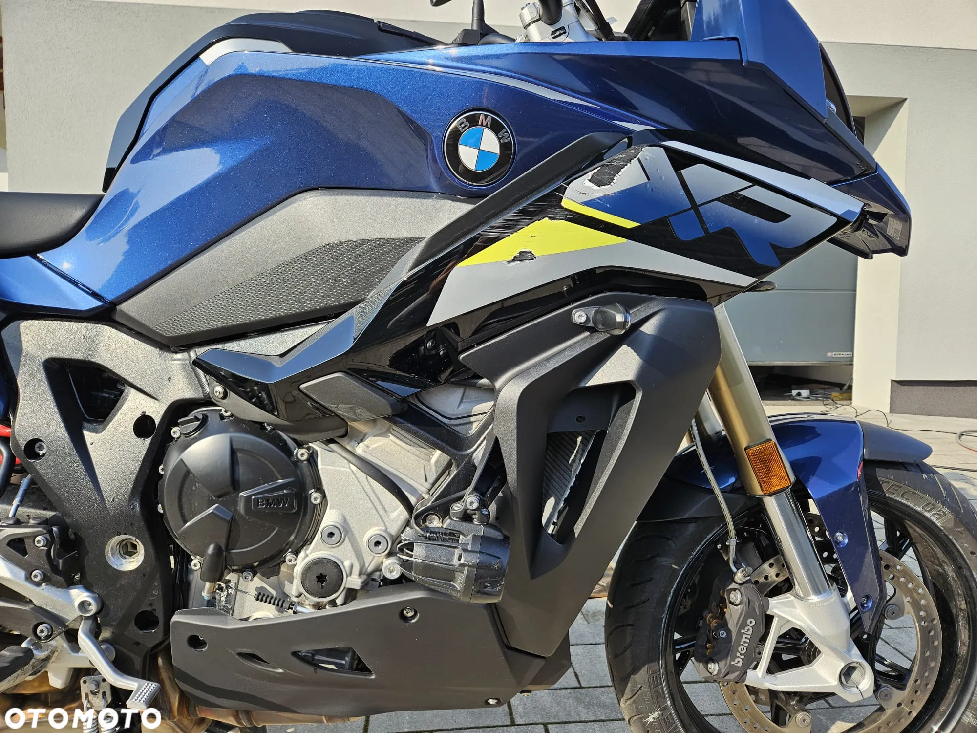 BMW XR - 11