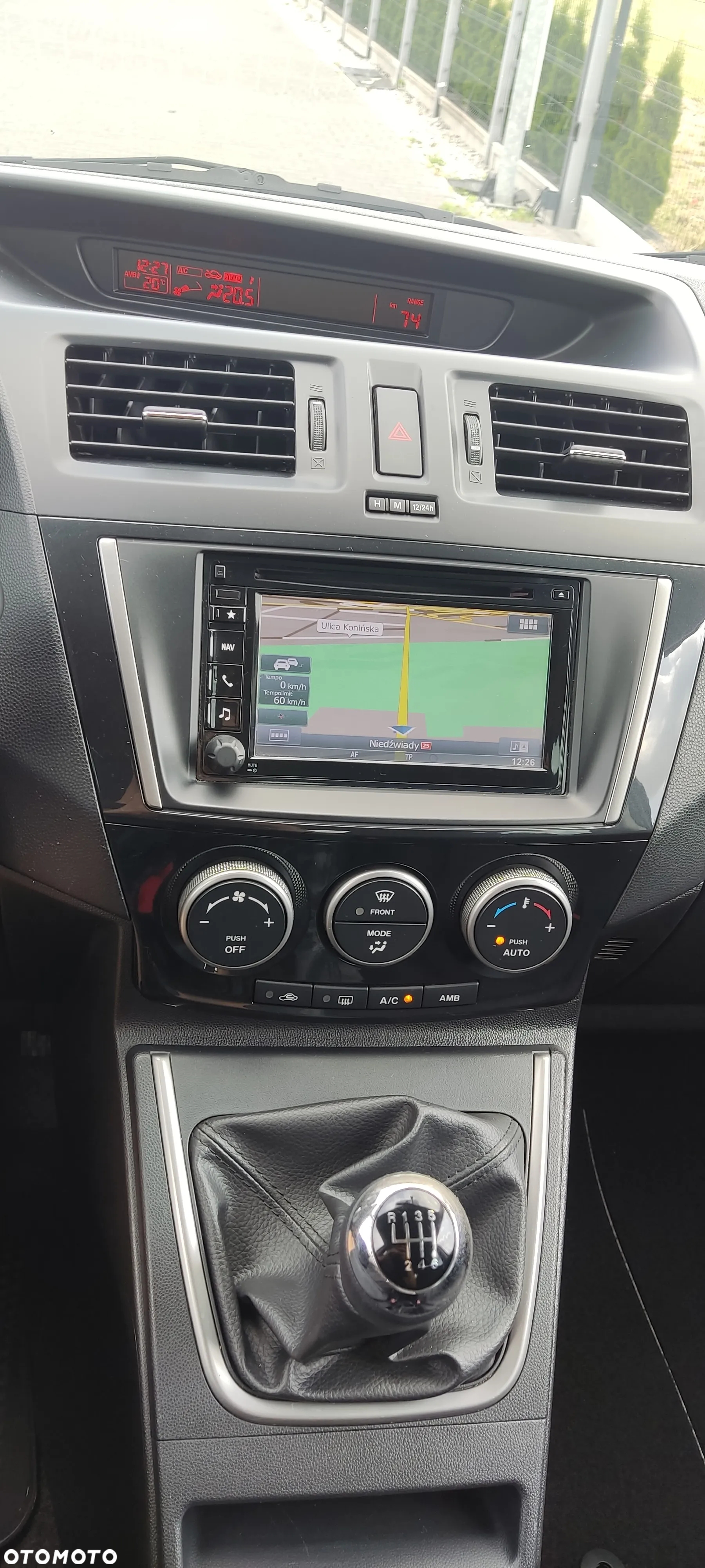 Mazda 5 1.8 Exclusive + - 17