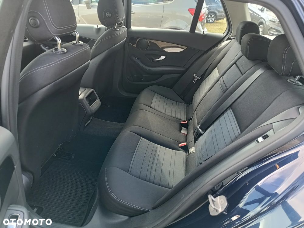 Mercedes-Benz Klasa C 180 (BlueTEC) d 7G-TRONIC - 12