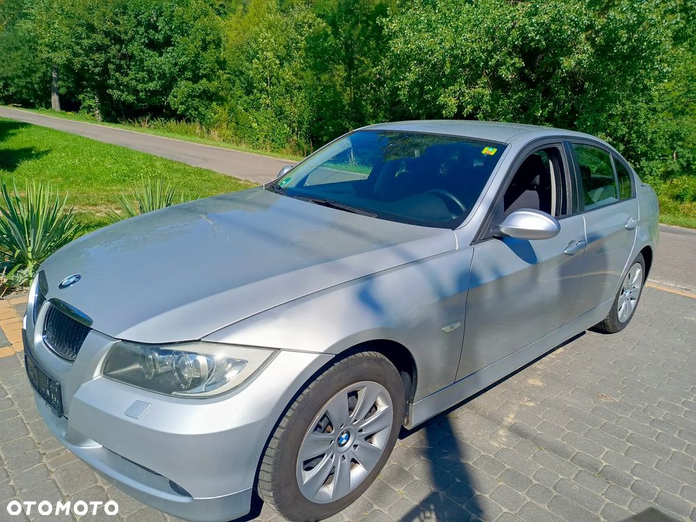 BMW Seria 3 318i - 2