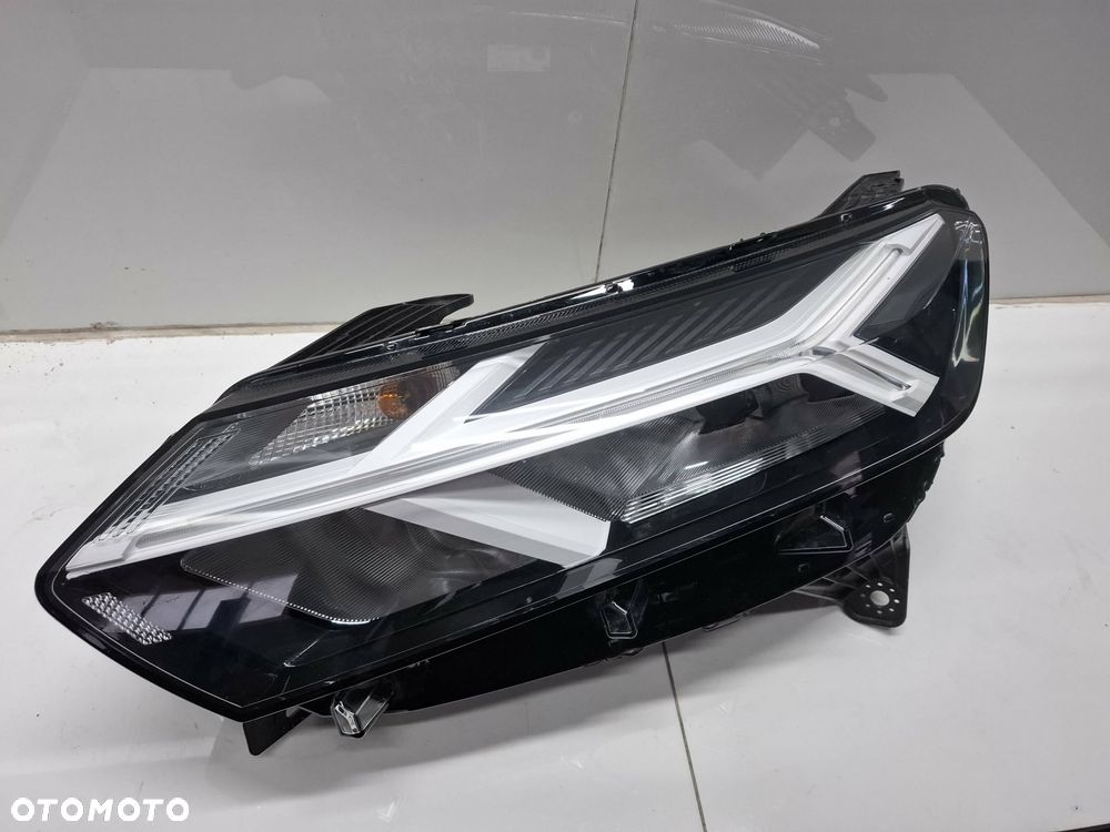 LEWA LAMPA PRZEDNIA PRZÓD DACIA SENDERO III LOGAN JOGGER FULL LED BIAŁA 260602561r  IDEALNA - 1