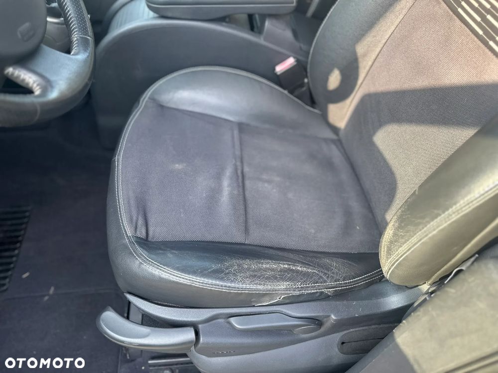 Renault Grand Scenic - 17