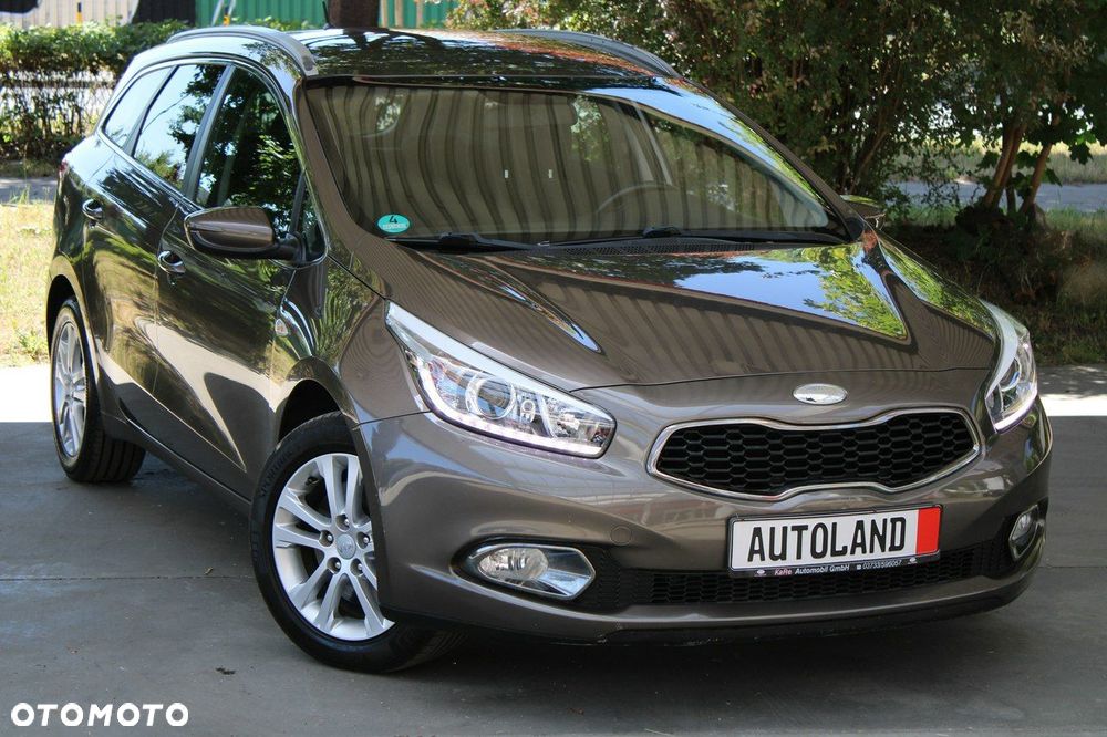 Kia Ceed - 35