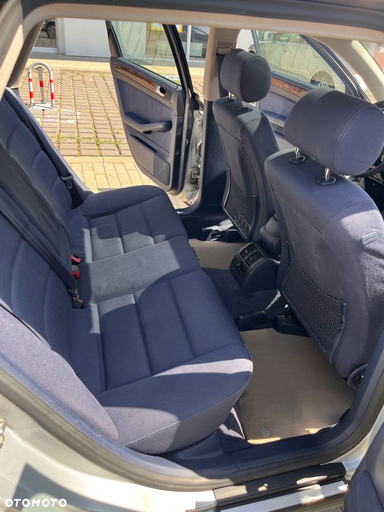 Audi A6 Avant - 15