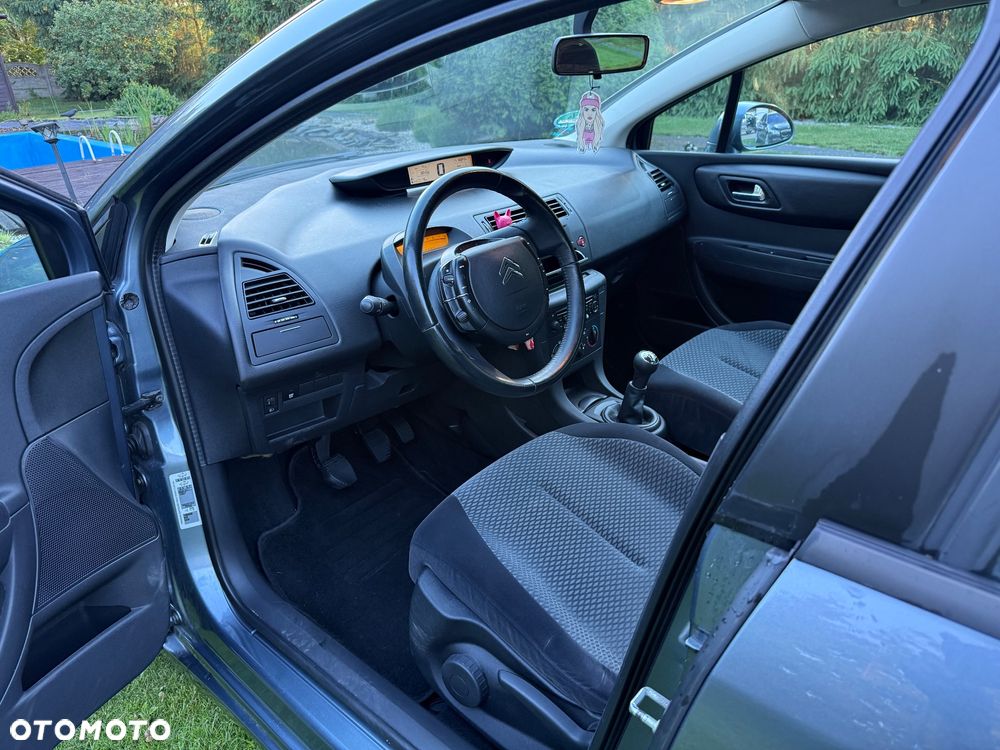 Citroën C4 1.6 16V Magic - 10