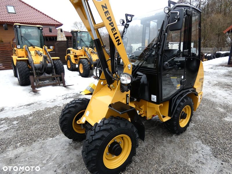 Zeppelin ZL25 ( Atlas AR320 ) 2024r / Powystawowa z Niemiec / Miniładowarka / - 34